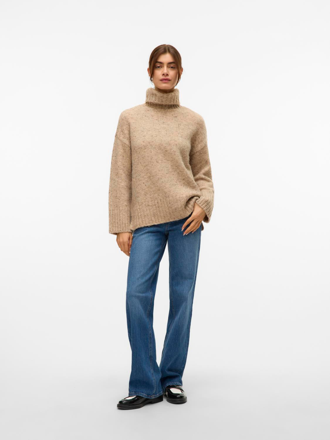 model_shot-front_full